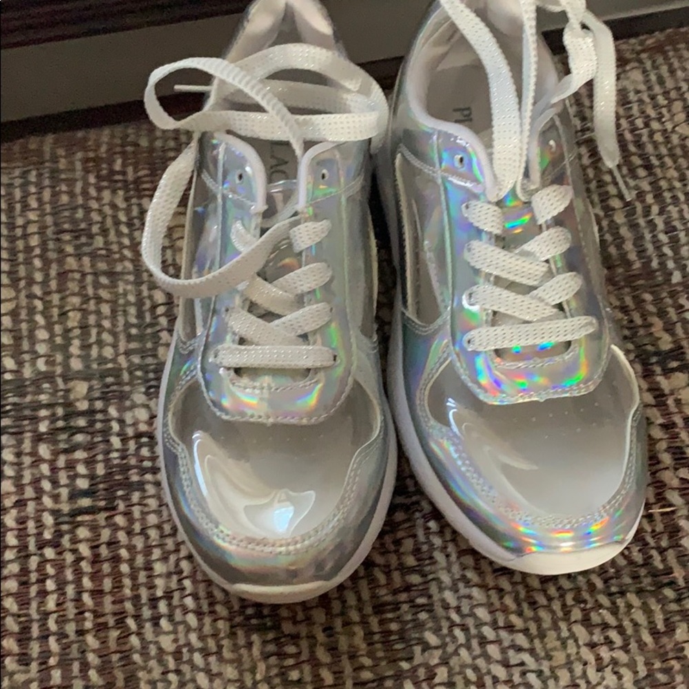 Holographic sneakers/can be negotiated
